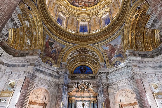 sant agnese in agone interieur 1