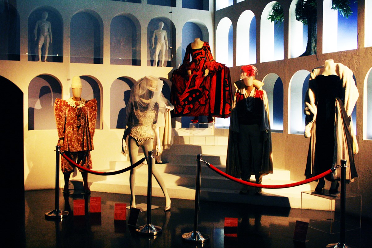 Cinecitta studio museum kleding